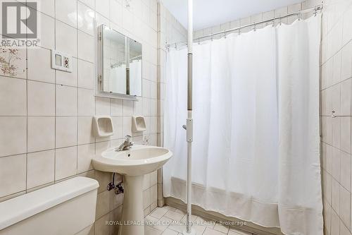 59 Chartwell Road, Toronto, ON - Indoor Photo Showing Bathroom