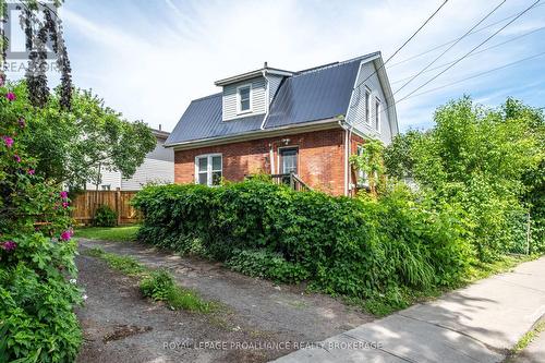 300 Division Street, Kingston, ON - Outdoor