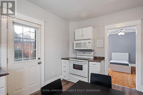 300 Division Street, Kingston, ON - Indoor Photo Showing Kitchen