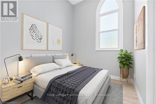 299 Arthur Street, Gananoque, ON - Indoor Photo Showing Bedroom