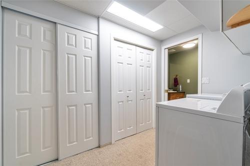 410 97B Highway, Salmon Arm, BC - Indoor Photo Showing Laundry Room