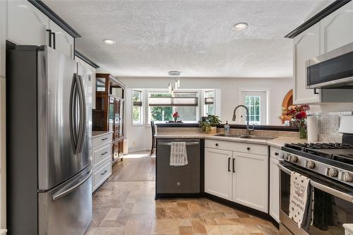 410 97B Highway, Salmon Arm, BC - Indoor Photo Showing Kitchen With Stainless Steel Kitchen With Double Sink