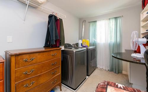 339 Pine Street, Chase, BC - Indoor Photo Showing Laundry Room