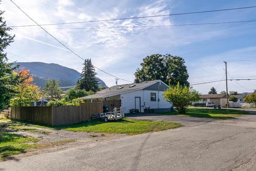 339 Pine Street, Chase, BC - Outdoor