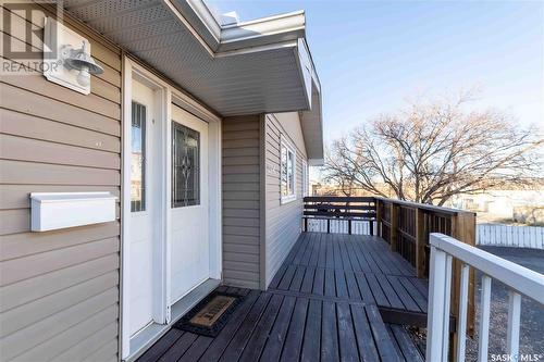 1314 Henleaze Avenue, Moose Jaw, SK - Outdoor With Exterior