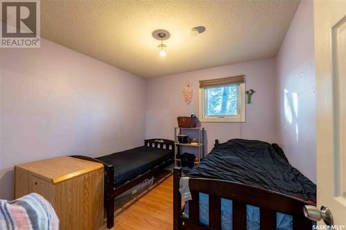 1314 Henleaze Avenue, Moose Jaw, SK - Indoor Photo Showing Bedroom