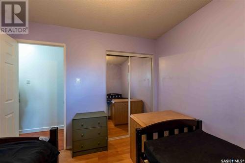 1314 Henleaze Avenue, Moose Jaw, SK - Indoor Photo Showing Bedroom