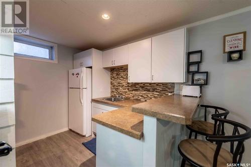 1314 Henleaze Avenue, Moose Jaw, SK - Indoor Photo Showing Kitchen