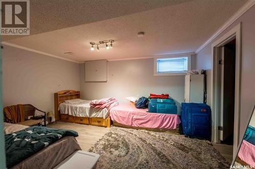 1314 Henleaze Avenue, Moose Jaw, SK - Indoor Photo Showing Bedroom