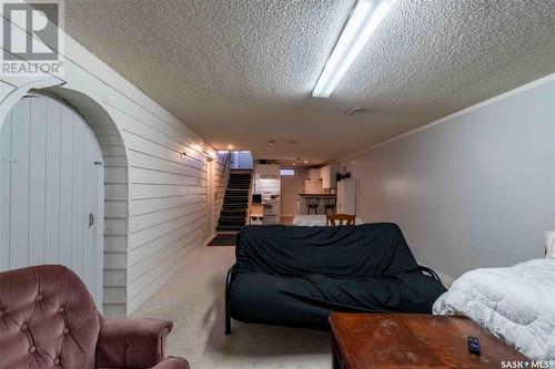 1314 Henleaze Avenue, Moose Jaw, SK - Indoor Photo Showing Bedroom