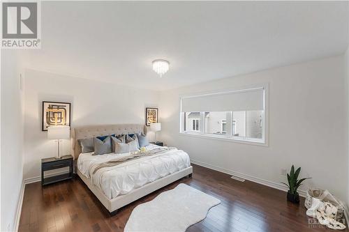 580 Sunlit Circle, Ottawa, ON - Indoor Photo Showing Bedroom