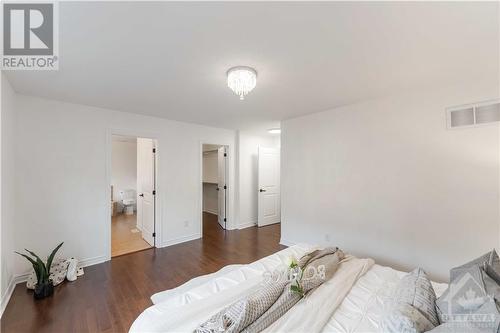 580 Sunlit Circle, Ottawa, ON - Indoor Photo Showing Bedroom