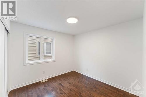 580 Sunlit Circle, Ottawa, ON - Indoor Photo Showing Other Room