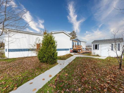 Backyard - 12 Av. Bruno, Saint-Cyprien-De-Napierville, QC - Outdoor