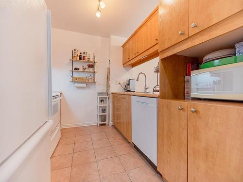 Kitchen - 308-1530 Av. Victoria, Longueuil (Greenfield Park), QC - Indoor Photo Showing Kitchen