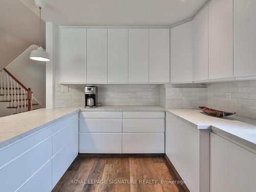 36 Martindale Rd, Toronto, ON - Indoor Photo Showing Kitchen