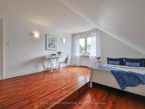 36 Martindale Rd, Toronto, ON - Indoor Photo Showing Bedroom