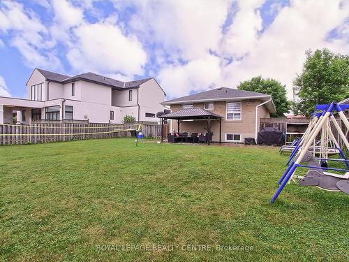 372 Wildwood Dr, Oakville, ON - Outdoor