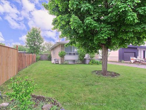 372 Wildwood Dr, Oakville, ON - Outdoor