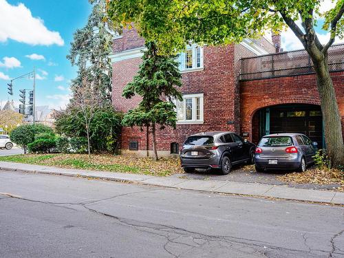 Parking - 4565 Rue Sherbrooke O., Westmount, QC - Outdoor