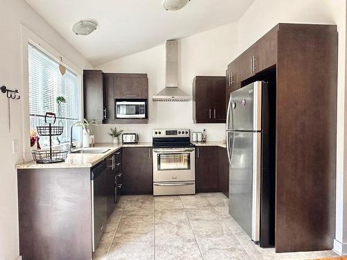 Cuisine - 6738 Ch. Du Lac-La Salle, Val-Morin, QC - Indoor Photo Showing Kitchen