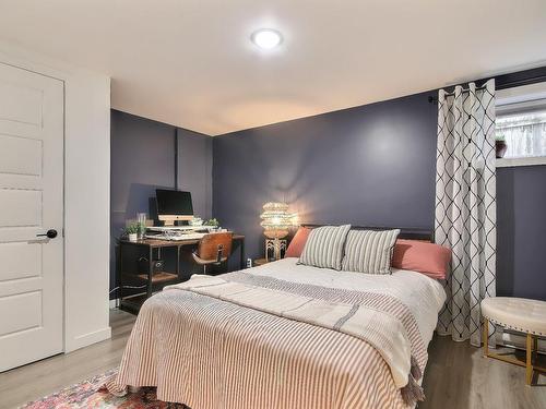 Bedroom - 39  - 39A Rue Leroy, Repentigny (Repentigny), QC - Indoor Photo Showing Bedroom