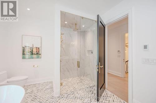 356 River Side Drive, Oakville, ON - Indoor Photo Showing Bathroom