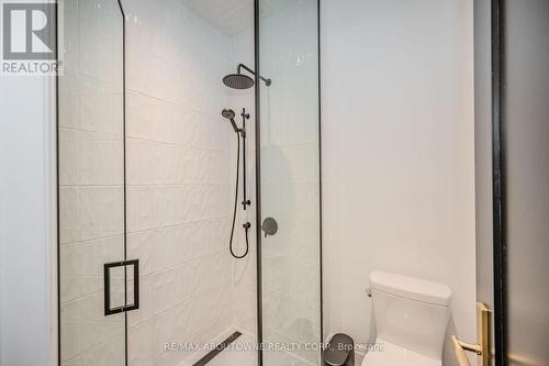 356 River Side Drive, Oakville, ON - Indoor Photo Showing Bathroom