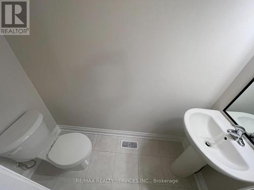 31 Samuel Avenue, Pelham, ON - Indoor Photo Showing Bathroom