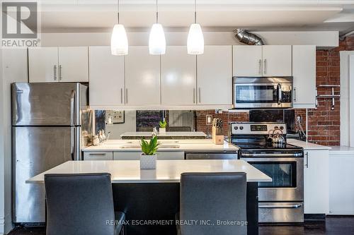 104 - 200 Stinson Street, Hamilton, ON - Indoor Photo Showing Kitchen With Stainless Steel Kitchen With Upgraded Kitchen