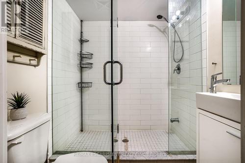 104 - 200 Stinson Street, Hamilton, ON - Indoor Photo Showing Bathroom