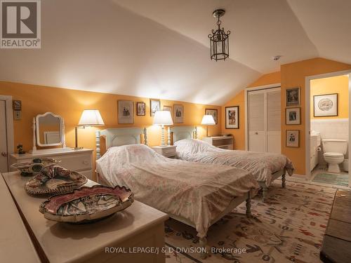 217 Butler Street, Niagara-On-The-Lake, ON - Indoor Photo Showing Bedroom