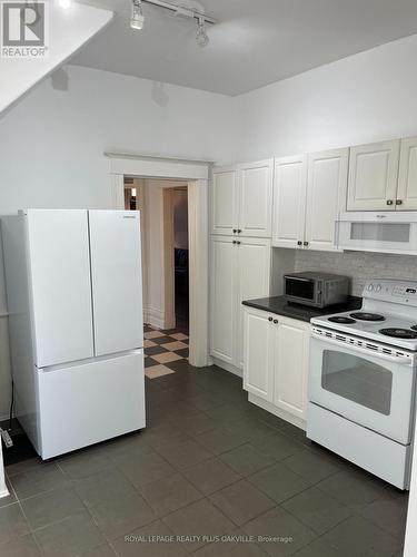 1117 Richmond Street, London, ON - Indoor Photo Showing Laundry Room