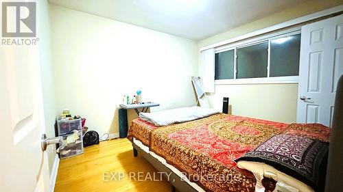 112 Heiman Street, Kitchener, ON - Indoor Photo Showing Bedroom