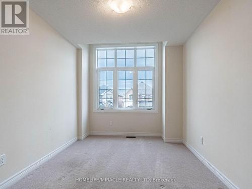 53 Sparkle Drive, Thorold, ON - Indoor Photo Showing Other Room