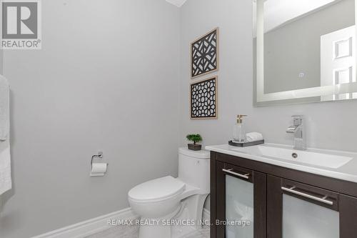 1617 Bristol Road W, Mississauga, ON - Indoor Photo Showing Bathroom