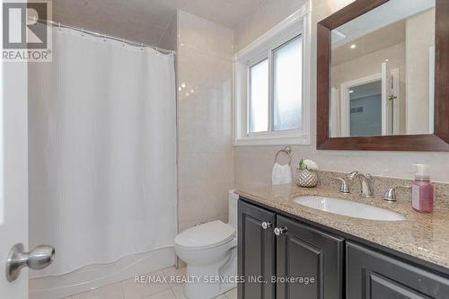 1617 Bristol Road W, Mississauga, ON - Indoor Photo Showing Bathroom