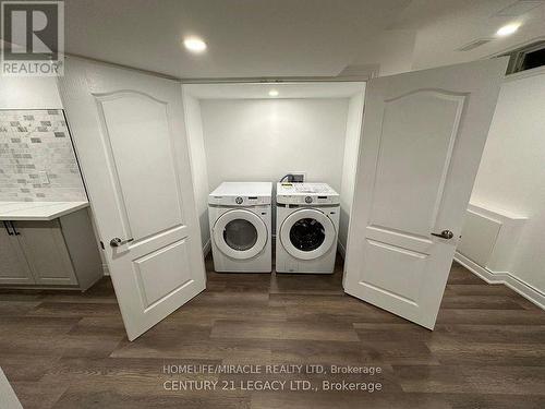 100 Leander Street E, Brampton, ON - Indoor Photo Showing Laundry Room