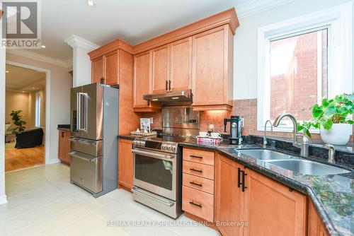 240 Butterfly Lane, Oakville, ON - Indoor Photo Showing Kitchen With Double Sink