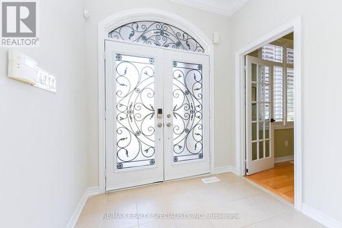 240 Butterfly Lane, Oakville, ON - Indoor Photo Showing Other Room