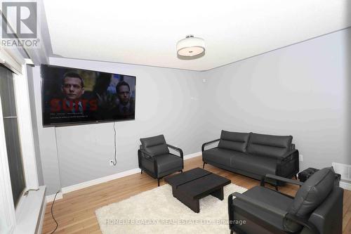 113 Ski Hill Road, Kawartha Lakes, ON - Indoor Photo Showing Living Room