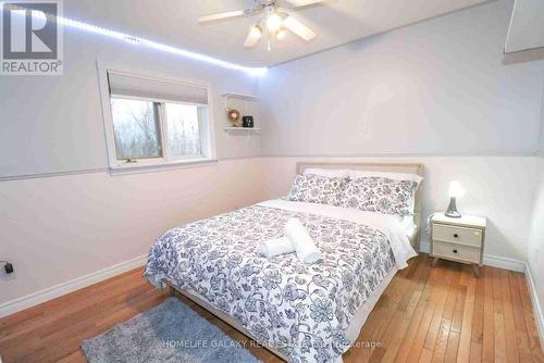 113 Ski Hill Road, Kawartha Lakes, ON - Indoor Photo Showing Bedroom