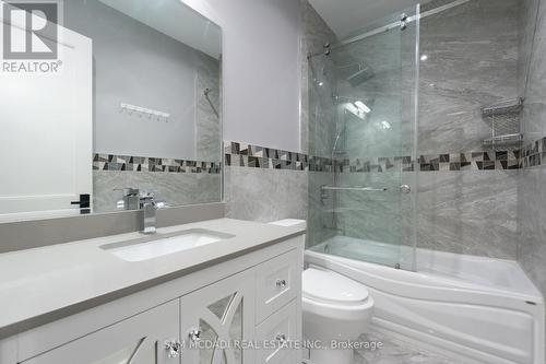 1368 Kenmuir Avenue, Mississauga, ON - Indoor Photo Showing Bathroom