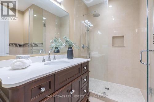 1368 Kenmuir Avenue, Mississauga, ON - Indoor Photo Showing Bathroom