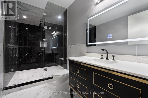 1368 Kenmuir Avenue, Mississauga, ON - Indoor Photo Showing Bathroom