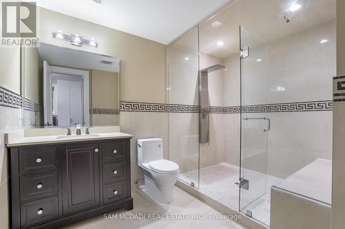 1368 Kenmuir Avenue, Mississauga, ON - Indoor Photo Showing Bathroom