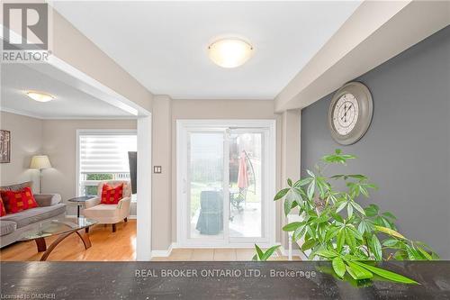 2493 Newcastle Crescent, Oakville, ON - Indoor