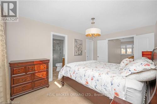 2493 Newcastle Crescent, Oakville, ON - Indoor Photo Showing Bedroom