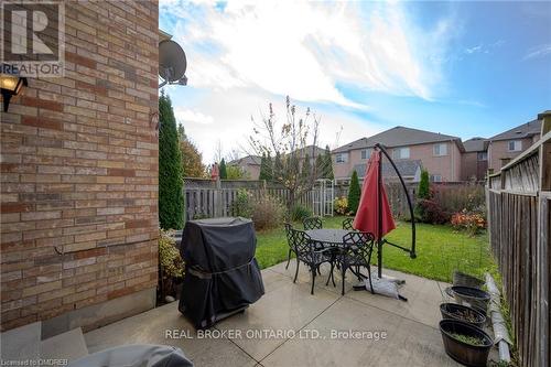 2493 Newcastle Crescent, Oakville, ON - Outdoor