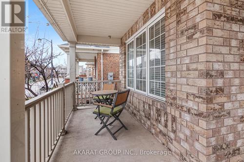 608 Brothers Crescent, Milton, ON - Outdoor With Deck Patio Veranda With Exterior